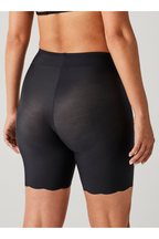 Liz –  Invisible Bermuda High Support