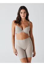 Liz –  Invisible Bermuda High Support