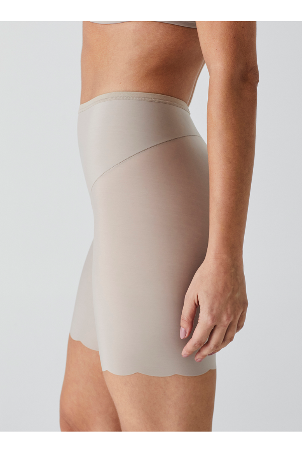 Liz –  Invisible Bermuda High Support