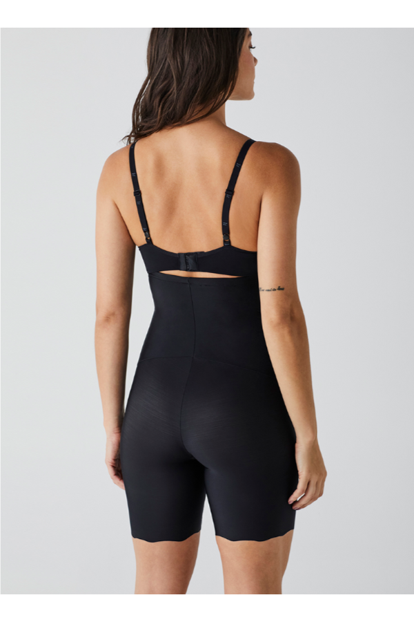 Liz – Semibody Mid Shorts High Support