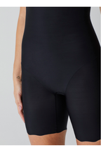 Liz – Semibody Mid Shorts High Support