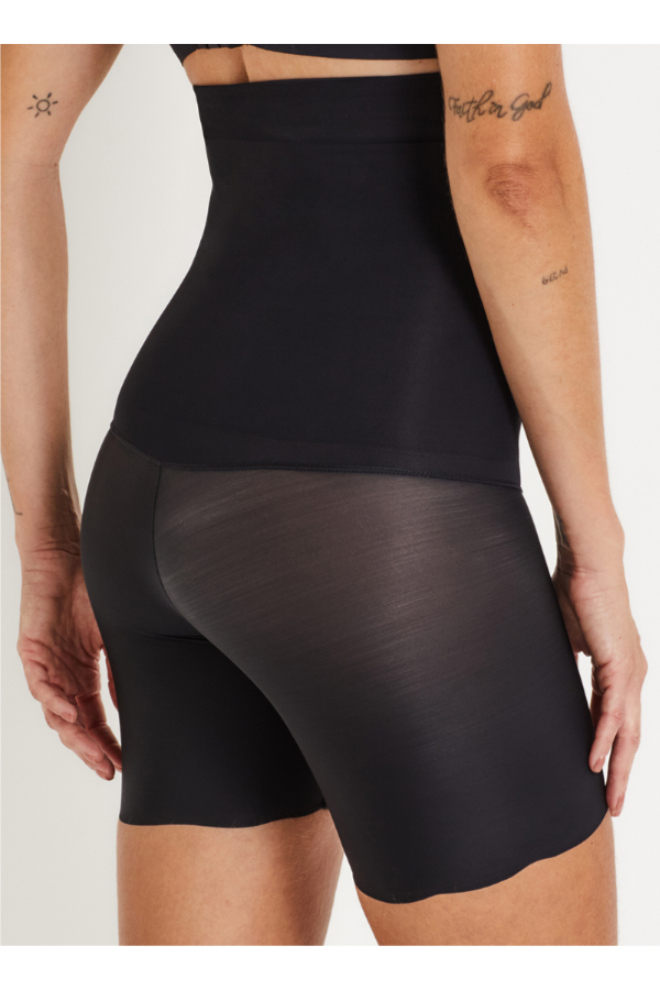 Liz – Semibody Mid Shorts Maximum Support