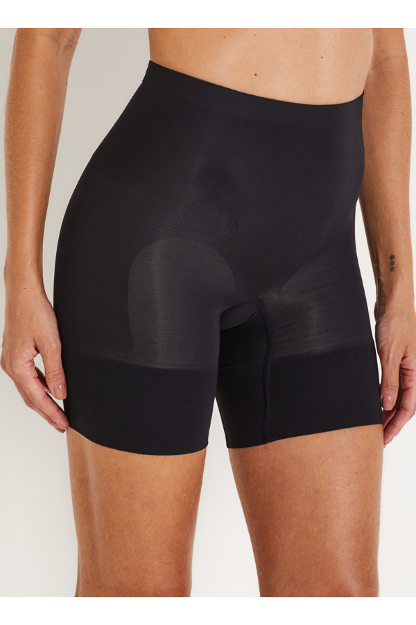 Liz – Mid Shorts High Support